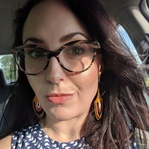 Meet your Posher, Whitney